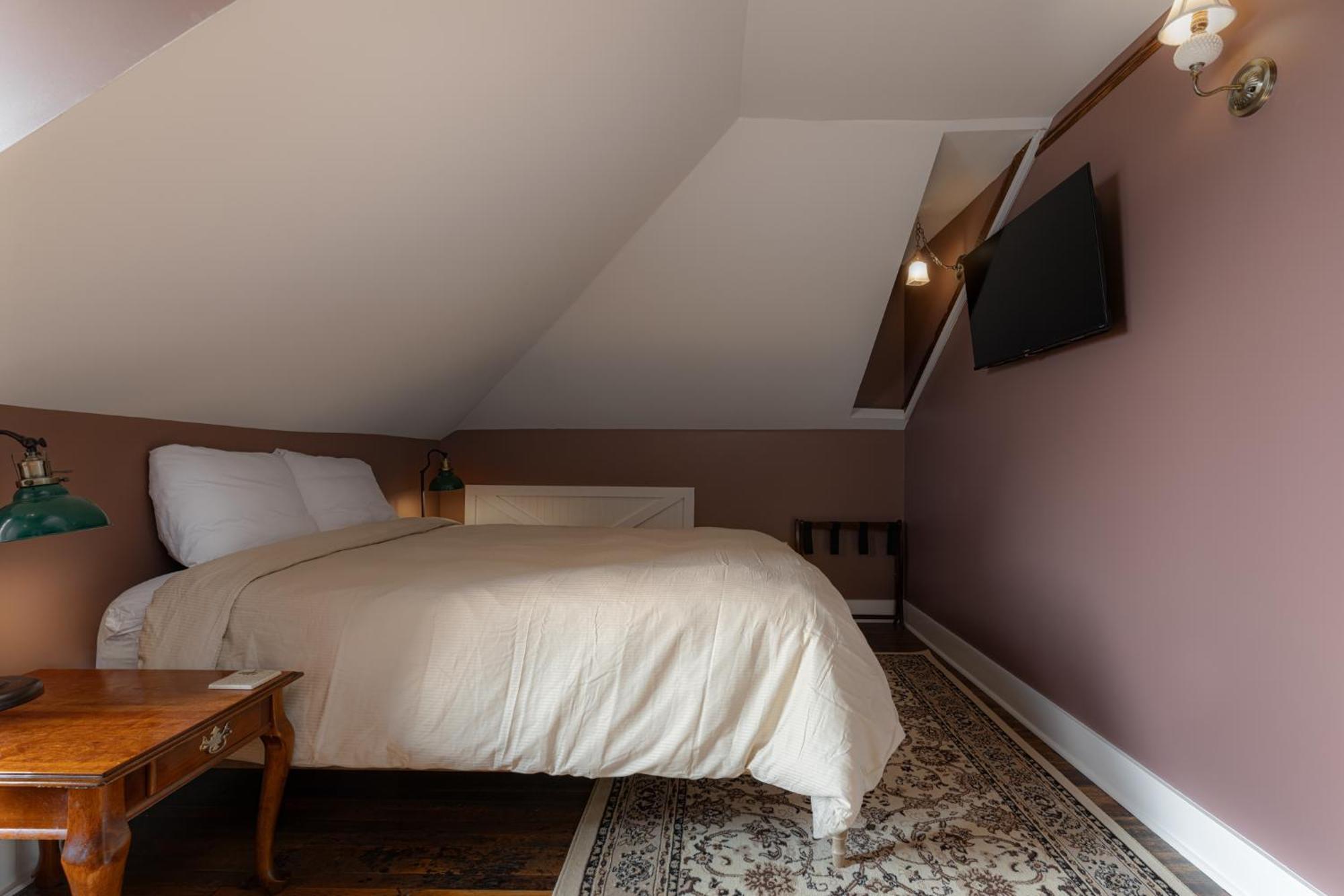 The Nuwray Hotel & Carriage House Burnsville Eksteriør bilde