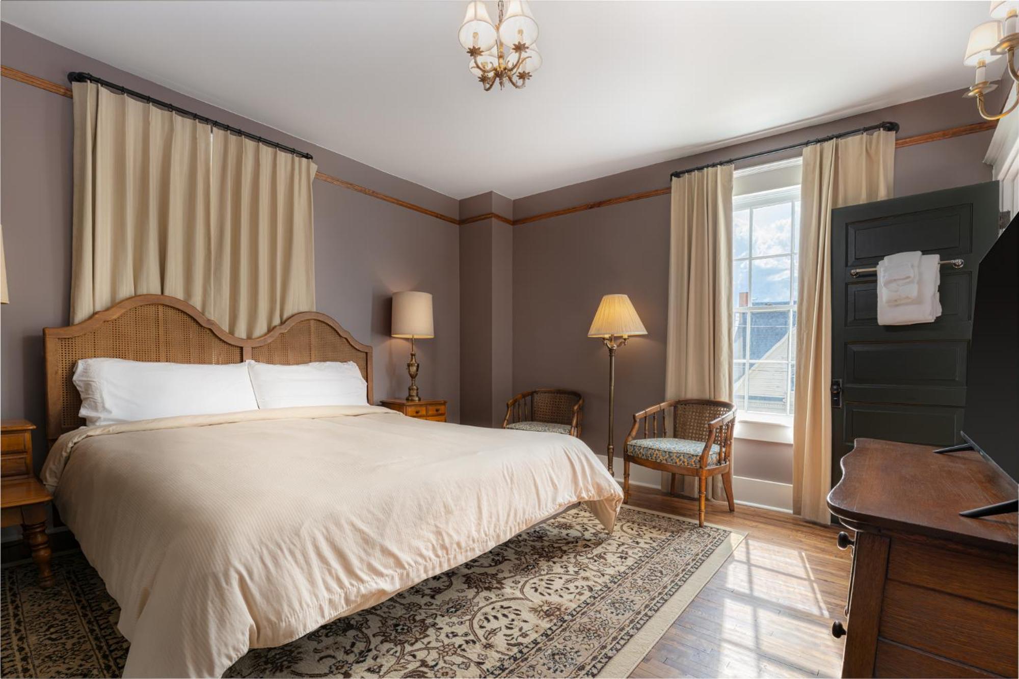 The Nuwray Hotel & Carriage House Burnsville Eksteriør bilde