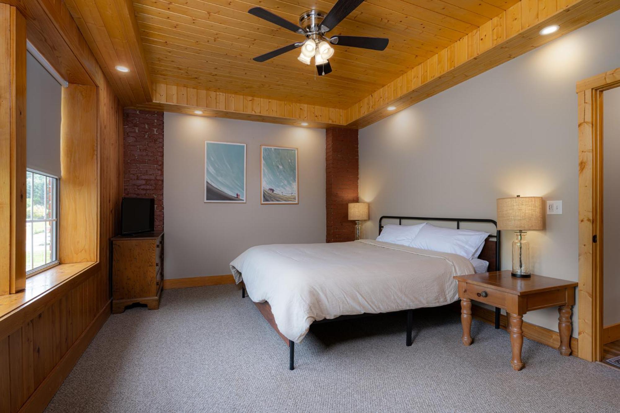 The Nuwray Hotel & Carriage House Burnsville Eksteriør bilde