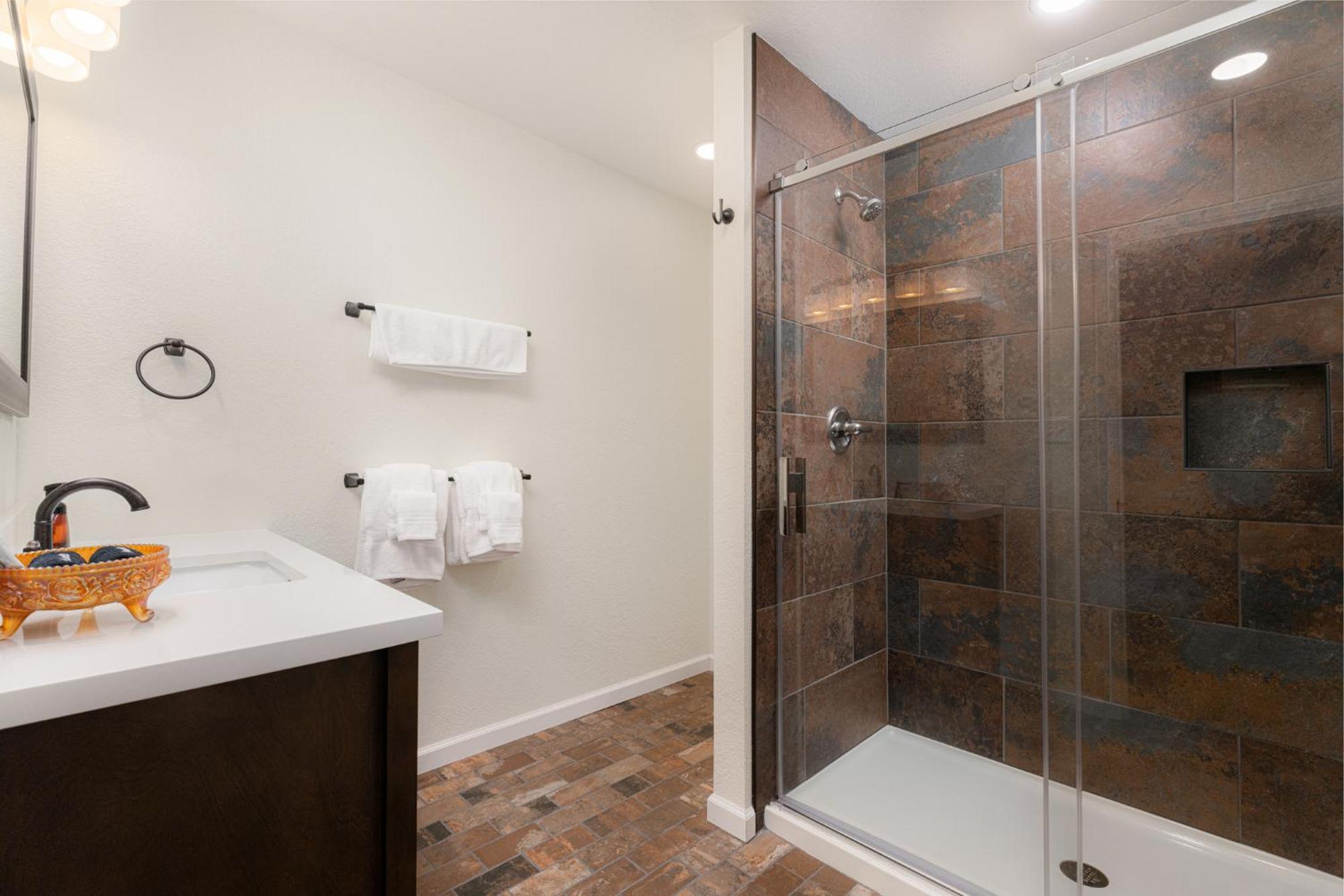 The Nuwray Hotel & Carriage House Burnsville Eksteriør bilde