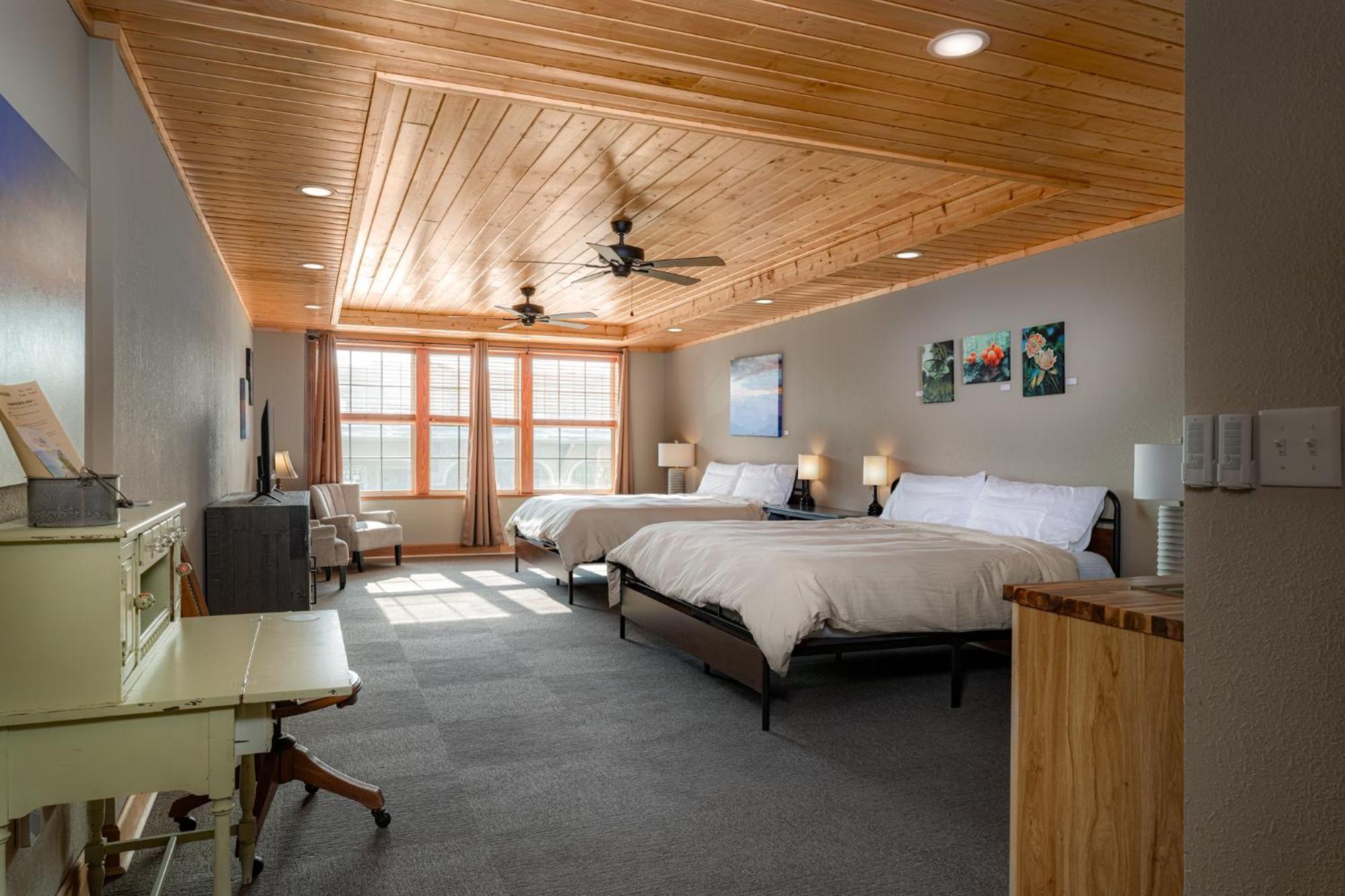 The Nuwray Hotel & Carriage House Burnsville Eksteriør bilde